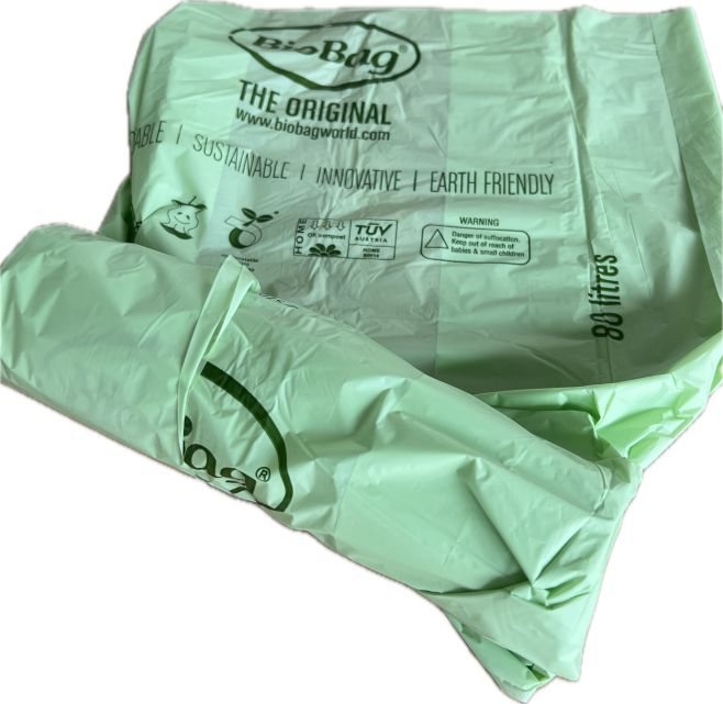 🌱 Hledáte ekologické řešení pro bioodpad? Na našem e‑shopu teď v AKCI nabízíme kompostovatelné pytle BioBag 80 l (role po...